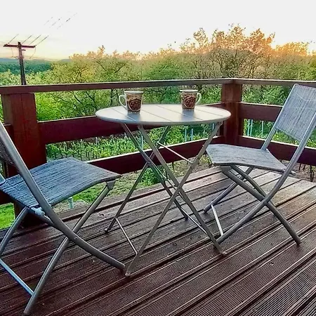 Holiday home Sziklakert Vendeghaz Zalahalap